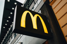 McDonald's за допомогою Google інтегрує в свою роботу штучний інтелект