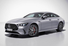 Оновлення для 6-циліндрових версій Mercedes AMG GT: нове «обличчя» та пакети оснащення