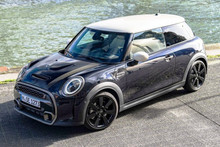 Спец-версія MINI Cooper S Resolute Edition – більше стилю для «малюка»