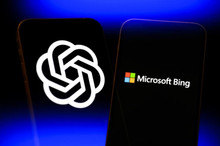 Чат-бот у пошуку Microsoft Bing надає користувачам «божевільні» відповіді