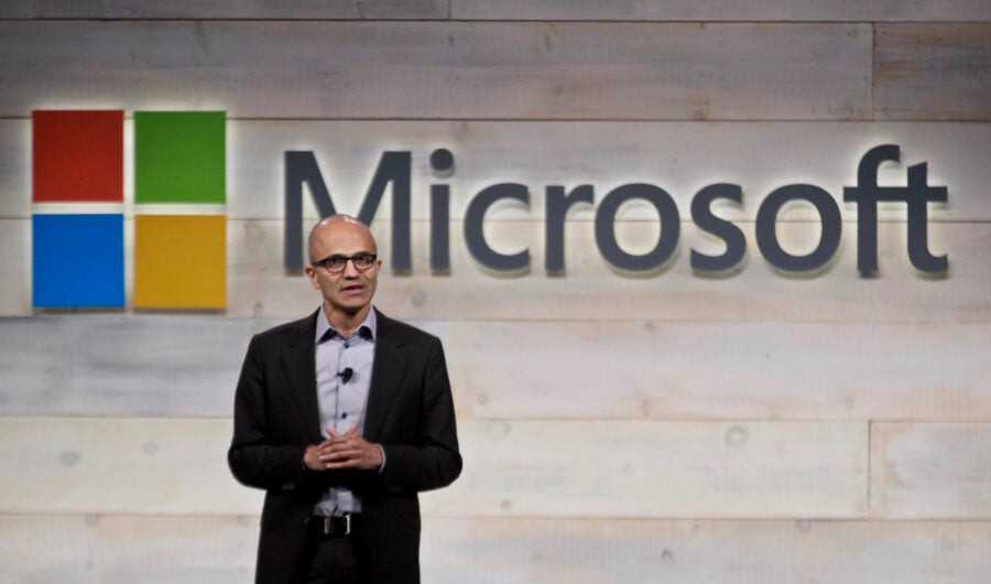 Microsoft's profits increased by 33% due to investments in AI and cloud computing