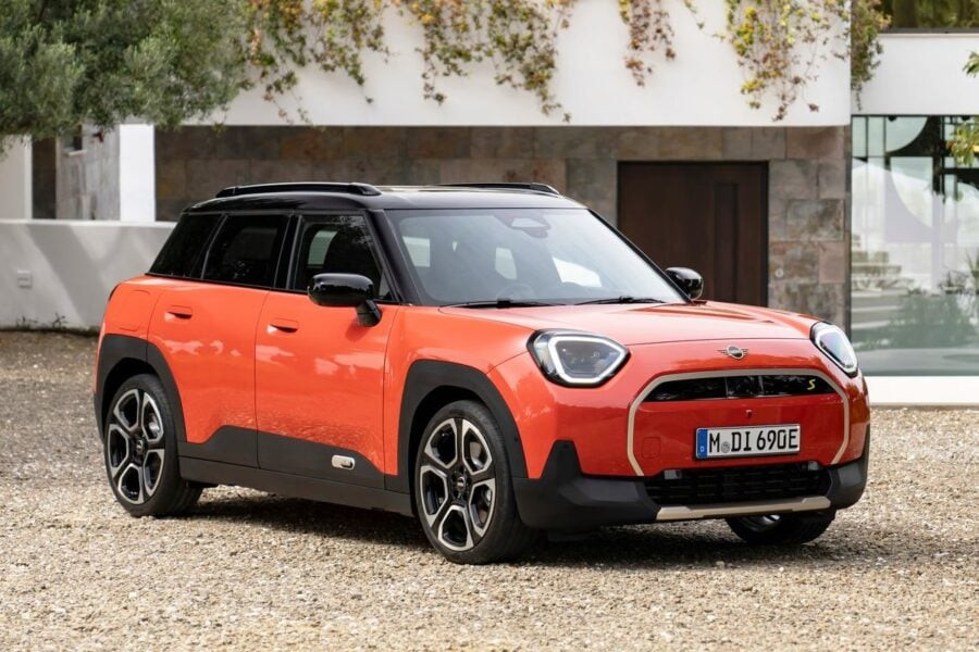 MINI Aceman electric crossover: finally a production version!