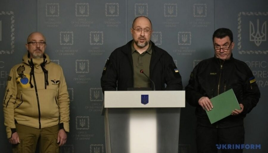 «Мотор Січ», «АвтоКрАЗ» та ще декілька підприємств передали в управління Міністерства оборони