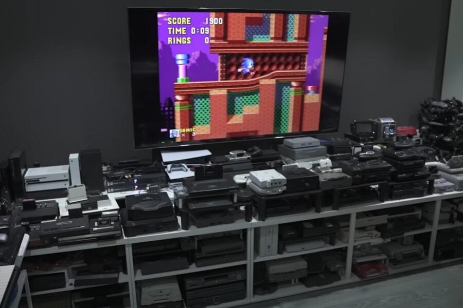 A collector from Saudi Arabia connected 444 different game consoles to a single TV and got into the Guinness Book of World Records