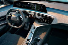 New interior for the new Peugeot 3008: levitating 21-inch display and sensors everywhere