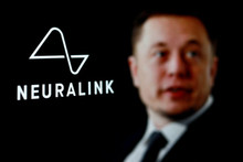 Neuralink наближається до того, щоб відновлювати людям зір завдяки імплантату Blindsight