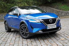 Nissan Qashqai car test drive:  a level higher