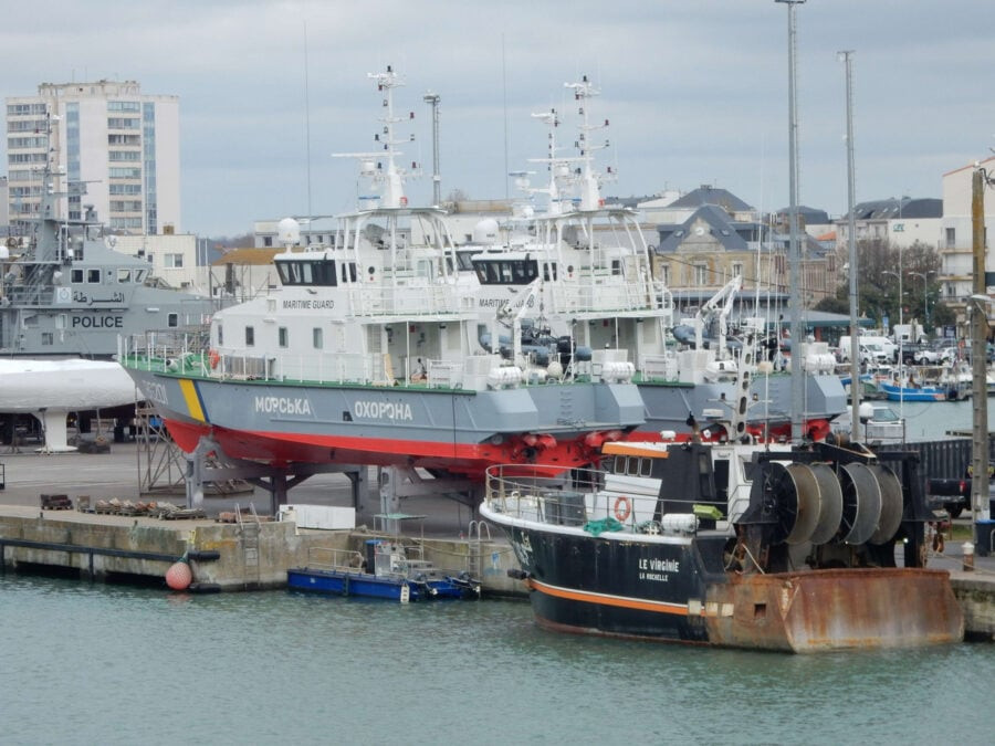 A ship transporting OCEA FPB 98 patrol boats for the Ukrainian Maritime Guard entered the Black Sea