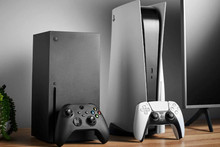 PlayStation 5 продається вдвічі краще за XBOX Series X|S