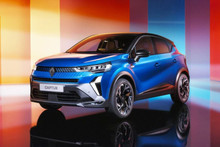 Renault Captur has been updated with a new face and display