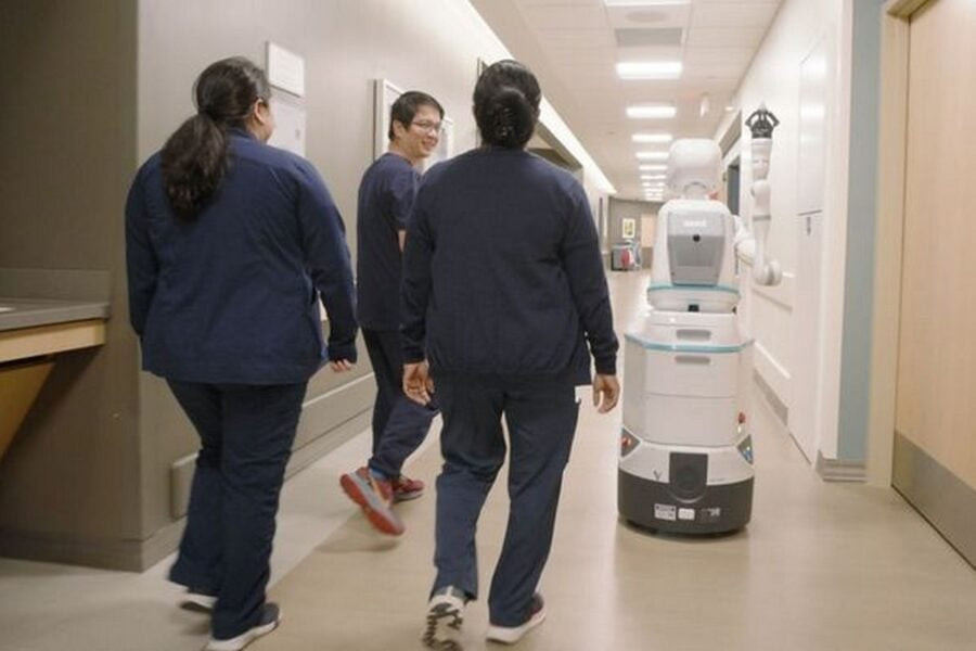 They work in restaurants and hospitals: the pandemic caused the popularity of robotic services