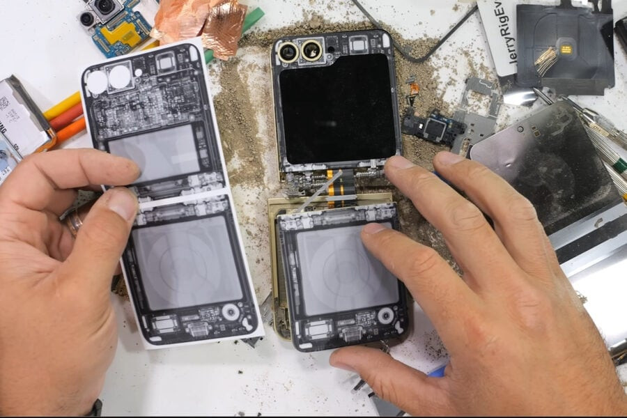 Samsung Galaxy Flip6 tested for durability