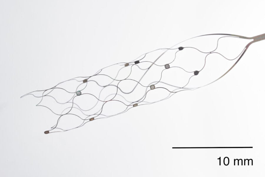 A brain implant was installed for the first time in a patient from the USA: it will allow a person to communicate