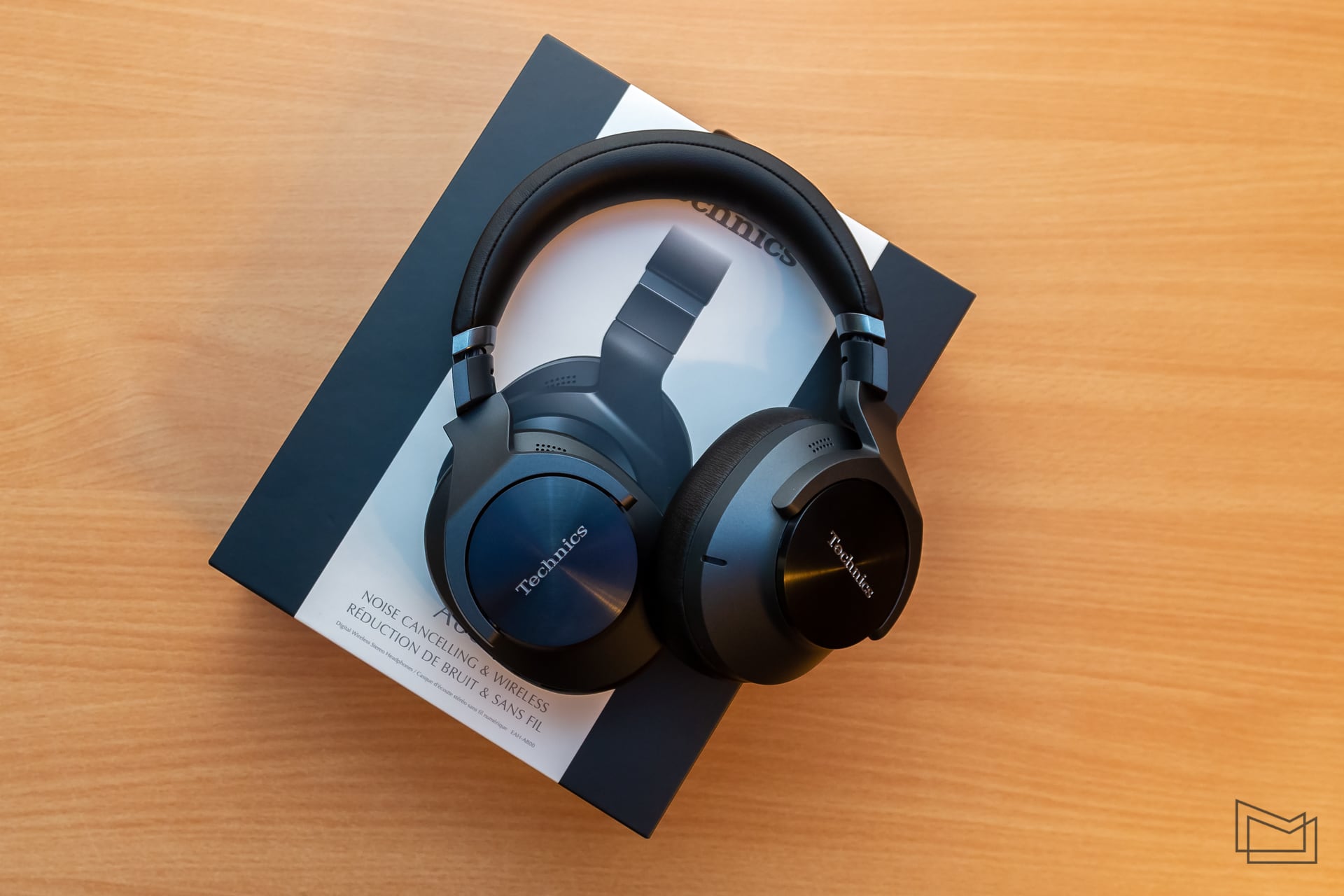Lots of bass and a good price: review of Technics EAH-A800 Lots of bass and a good price: review of Technics EAH-A800