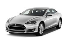 У Tesla Model S 2013 відмовив акумулятор, власник розповів, що не міг навіть відкрити авто, а за заміну батареї просили $28 000