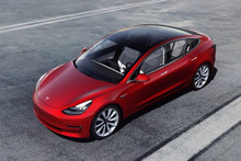 The electric car Tesla Model 3 is getting an update: a new steering wheel and a simplified interior