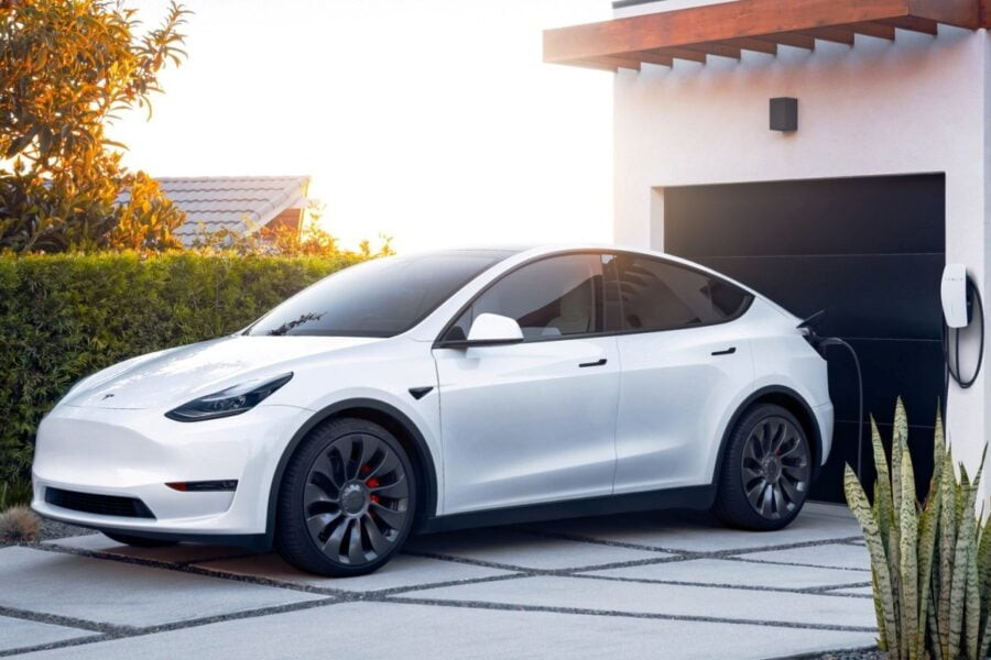 Tesla Model Y was recognized as the leader of the new car market in Europe in 2023