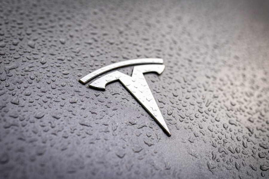 Tesla loses profits: in the second quarter of 2024, the company earned only $1.48 billion