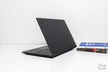 Огляд Lenovo ThinkPad X1 Extreme G5 – робочий ноутбук на всі гроші