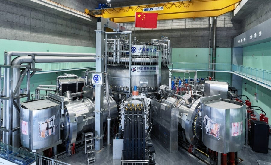 China sets a world record in plasma retention and is one step closer to fusion