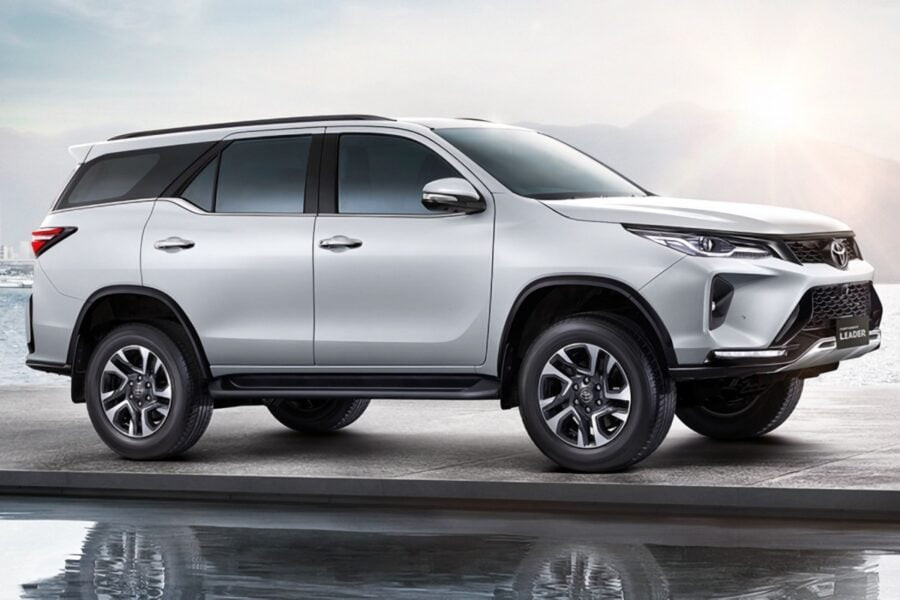 Toyota Fortuner SUV: classic design, modern updates