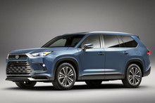 Представлено Toyota Grand Highlander: ще більше простору!