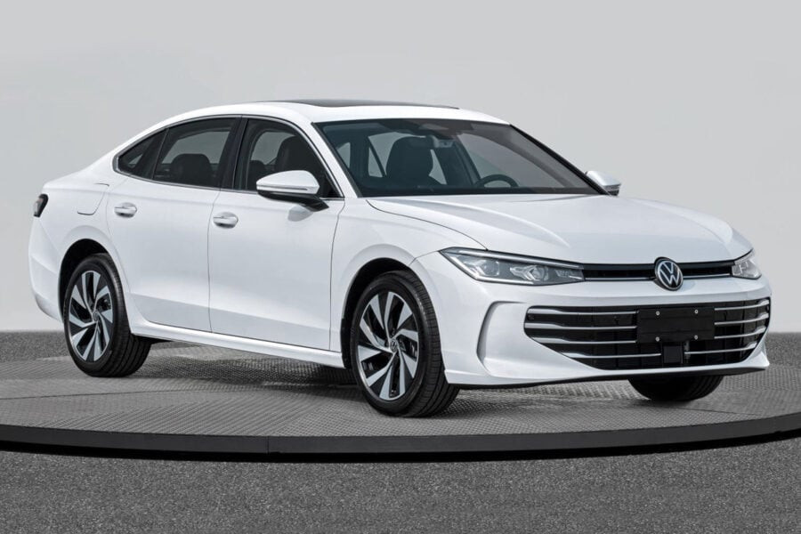 New Volkswagen Passat Pro sedan: it does exist!