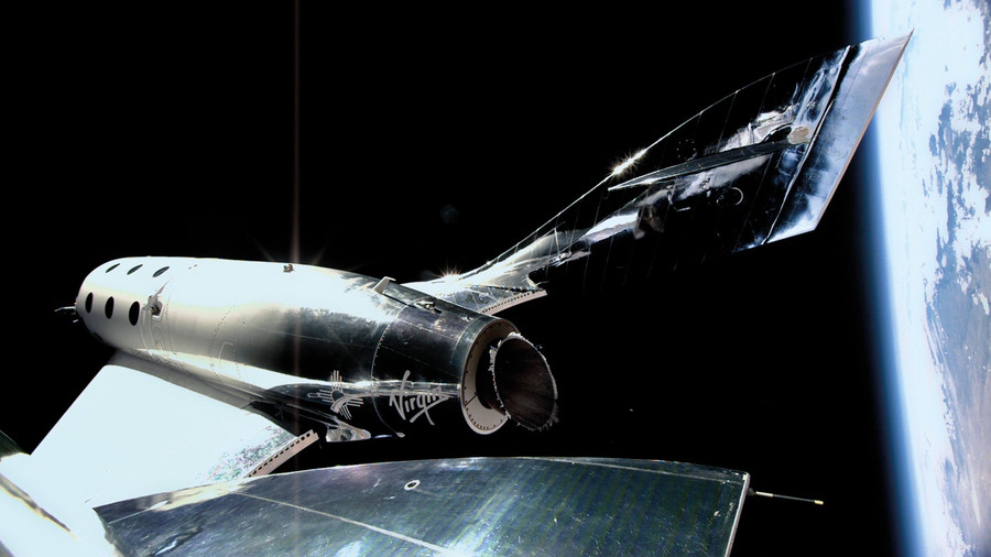 Virgin Galactic готується нарешті розпочати комерційні польоти в космос