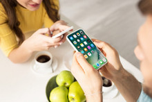 Чому молодь в США ненавидить Android?
