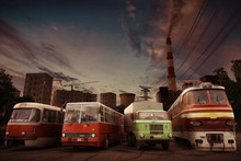 Pros and cons. Urban planning strategy of Workers & Resources: Soviet Republic