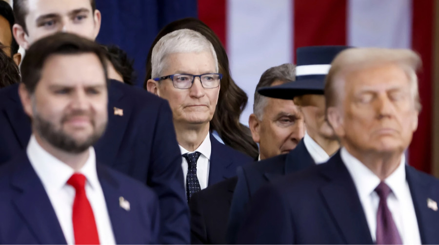 Трамп не хоче, щоб Apple розширювала виробництво iPhone в Індії