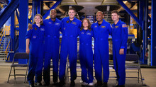 NASA відмовилась від обіцянки доставити на Місяць жінку та небілого астронавта