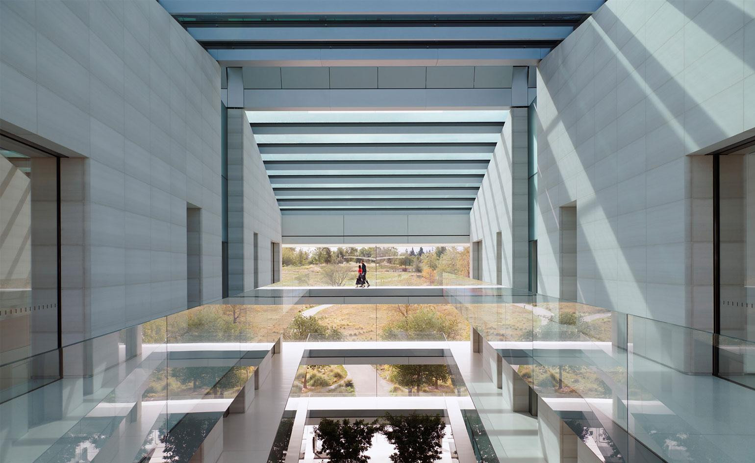 Усередині Apple Park: перший погляд на команду дизайнерів, яка формує майбутнє технологій