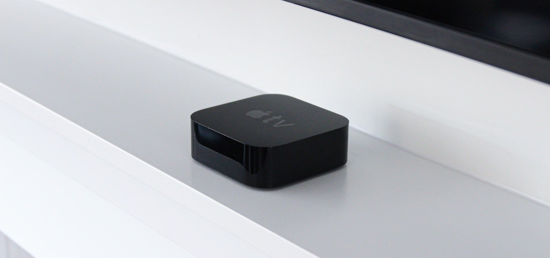 apple-tv-vs-playstation-5-and-