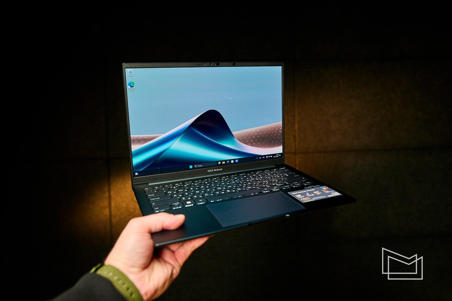Огляд ноутбука ASUS Zenbook 14 OLED (UX3405)