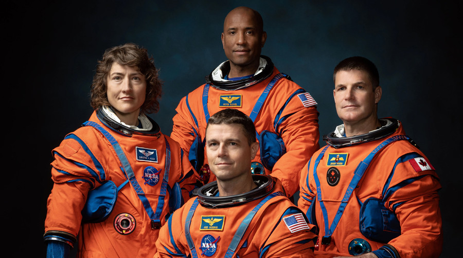 NASA планує на лютий 2026 року старт першої за 50 років пілотованої місії до Місяця