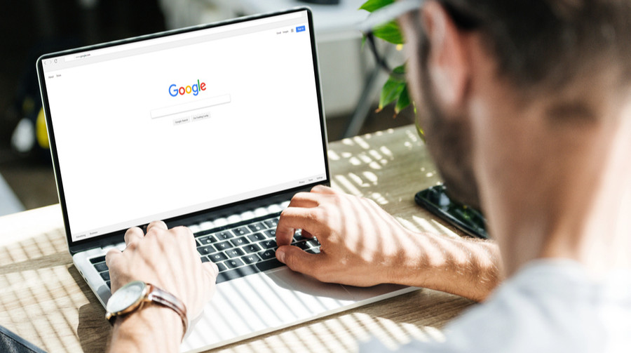 Google розширює систему перевірки віку на основі ШІ до пошукової платформи