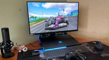 Gaming laptops have finally caught up with desktops. Acer Predator Helios 18 AI hands-on experience