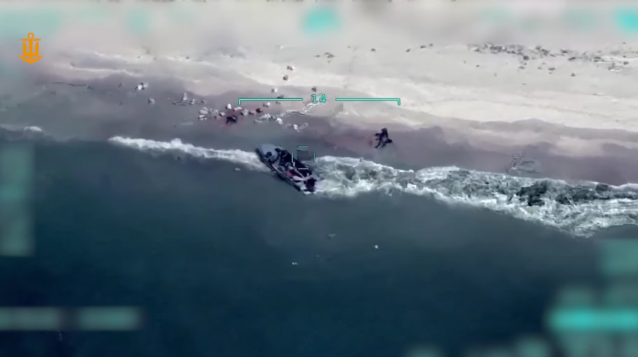 The Ukrainian Navy destroyed a Russian high-speed landing craft – minus seven occupiers