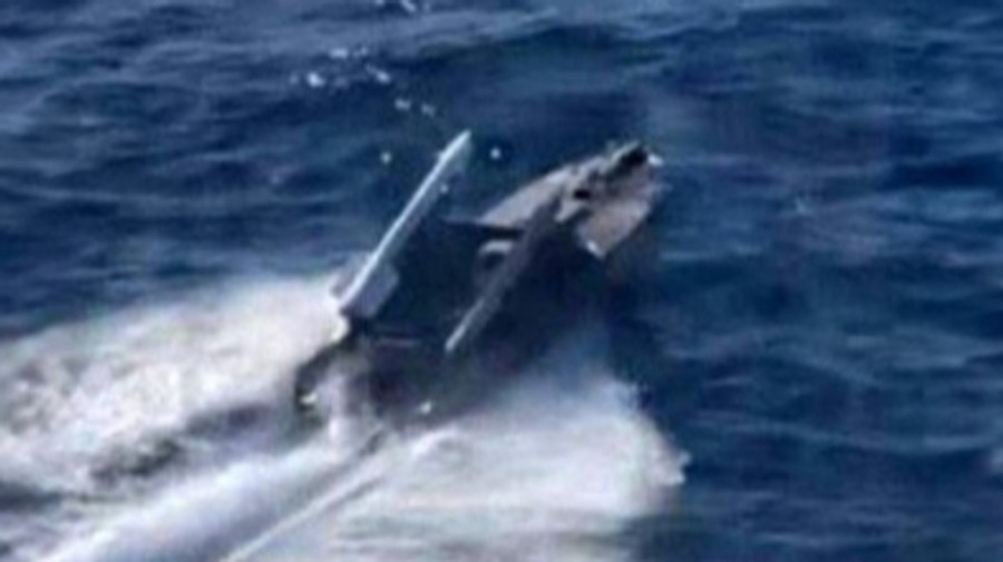 Ukrainian unmanned boat shoots down Russian plane for the first time in history