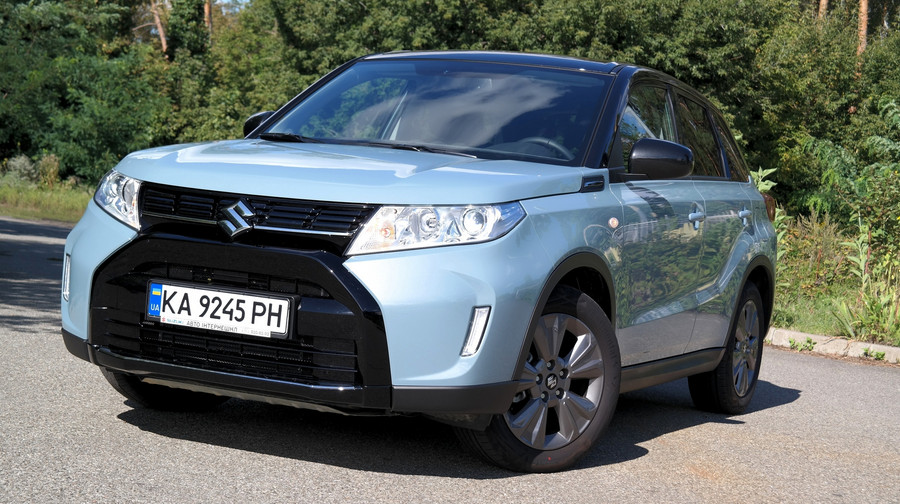 Suzuki Vitara 2025: без гібрида, але з корисними оновленнями