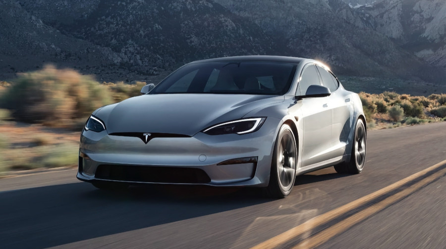 Від Tesla вимагають $345 млн через смертельну аварію з автопілотом