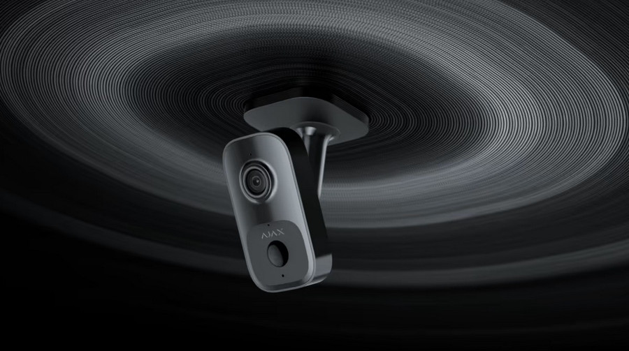 Безпека на новому рівні: Ajax Systems випустила Wi-Fi камеру IndoorCam з ІЧ датчиком руху