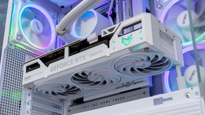 Відеокарта ASUS TUF Gaming GeForce RTX 5070 Ti 16GB BTF: живити не можна приховати