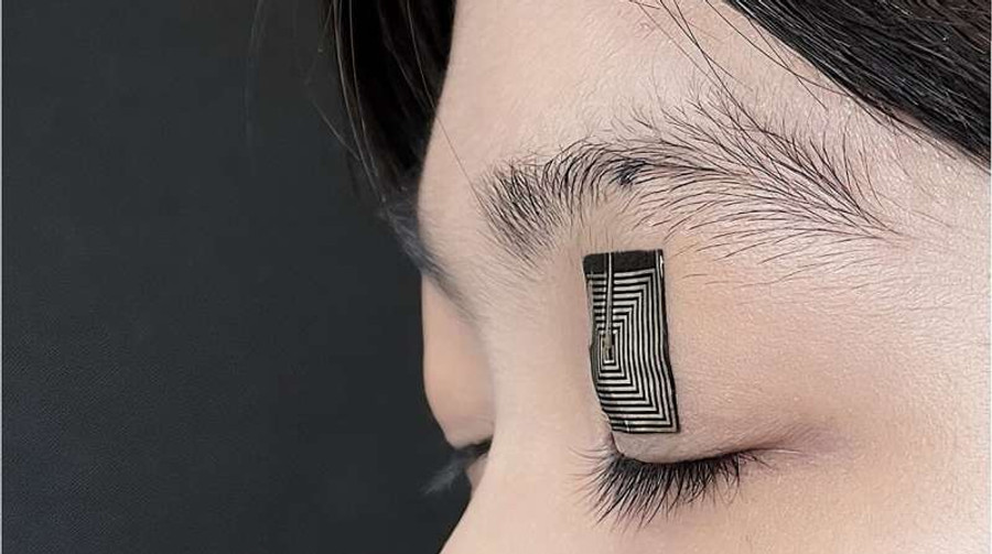 Scientists have introduced an eyelid sensor that accurately measures fatigue levels