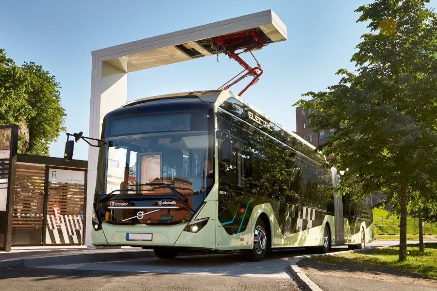 Для Києва хочуть купити 17 електричних автобусів з зарядками за 319,6 млн грн