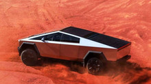 Tesla розглядає можливість випустити менший Cybertruck