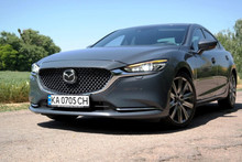 Тест-драйв автомобіля Mazda6: яскраво-сірий «турбо»