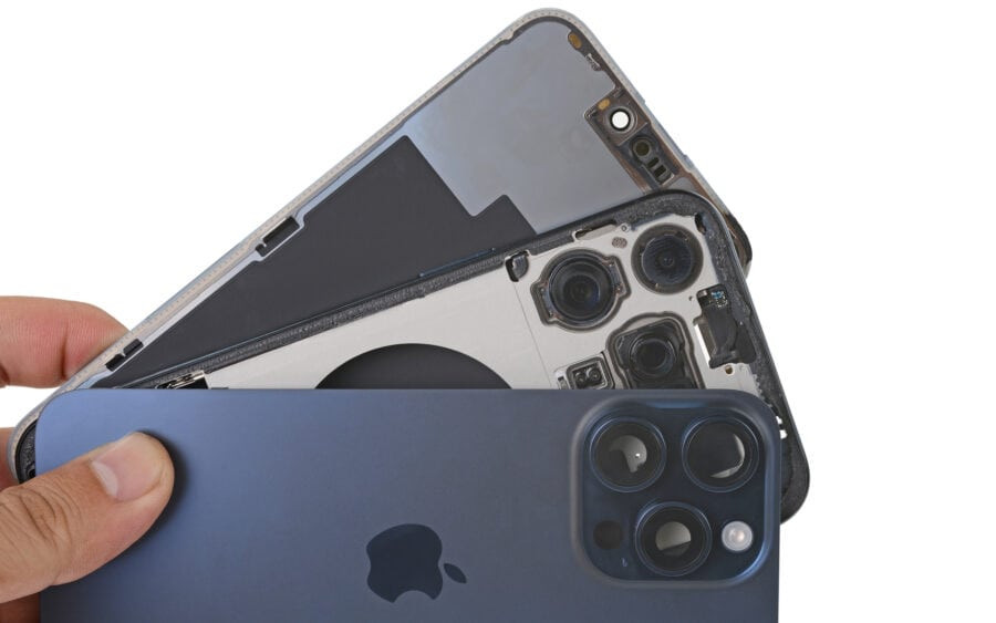 Even with better internal construction, the iPhone 15 Pro still received a low repairability rating from iFixit