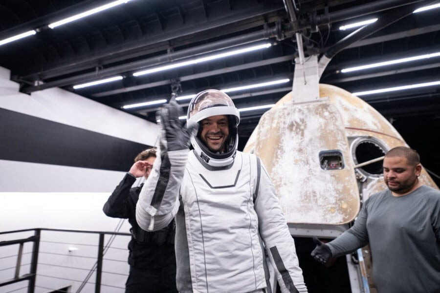 Billionaire and private astronaut Jared Isaacson may become the new head of NASA